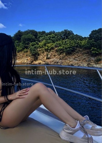 Милана, Г. Рефтинский