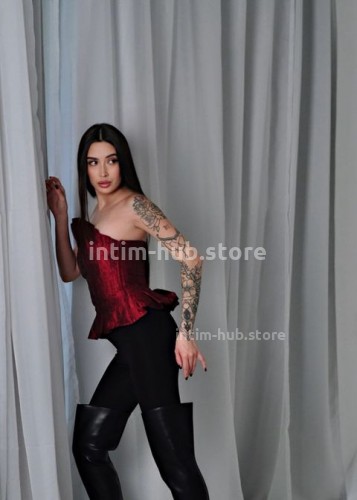 Вика, Г. Рефтинский