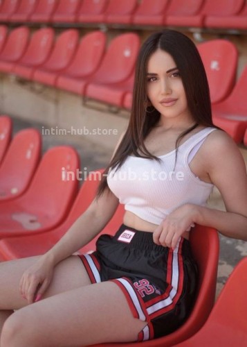 Алина, Г. Рефтинский
