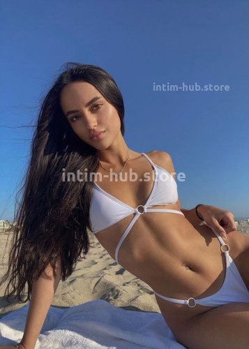 Ангелина, Г. Рефтинский